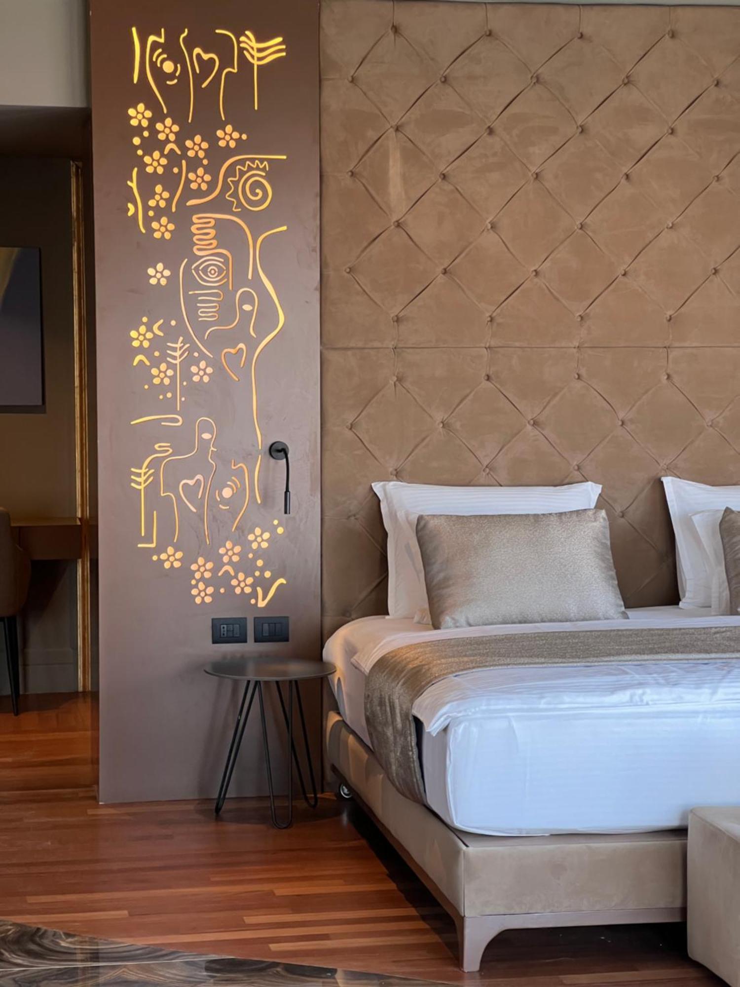 Arka Art Hotel Kashari 外观 照片 A wall sticker