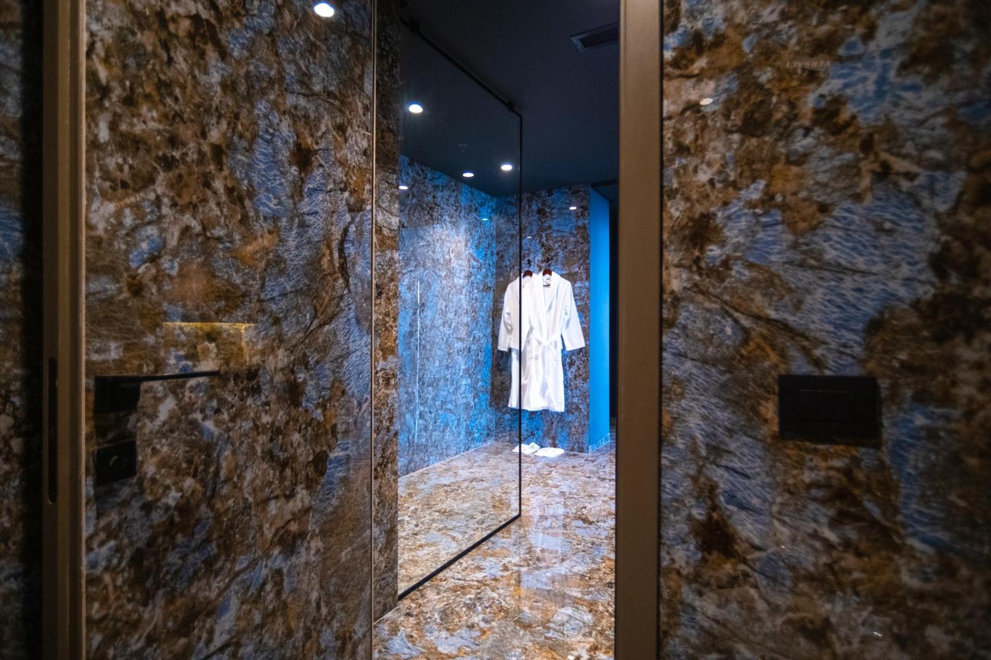 Arka Art Hotel Kashari 外观 照片 Bathroom