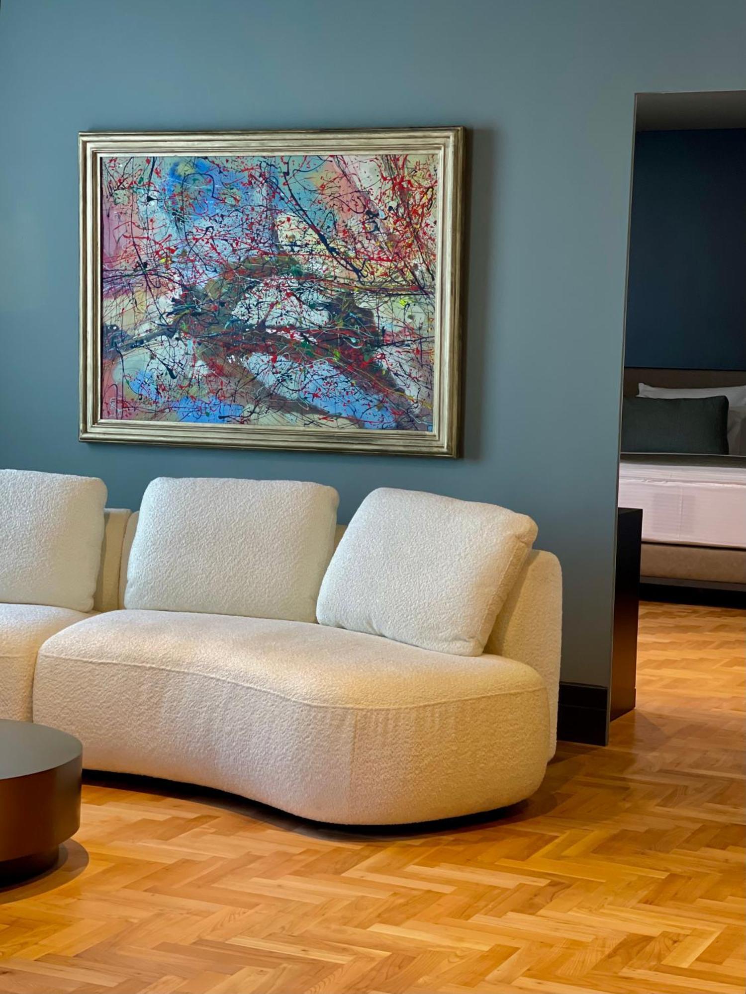Arka Art Hotel Kashari 外观 照片 A sofa